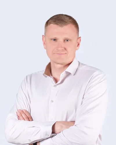 Гречаников Максим